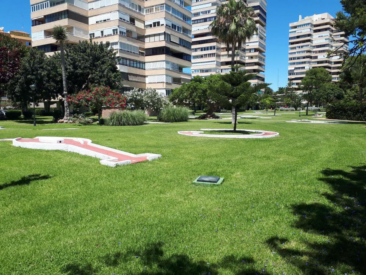 Oasis Playamar Apartman Torremolinos Kültér fotó