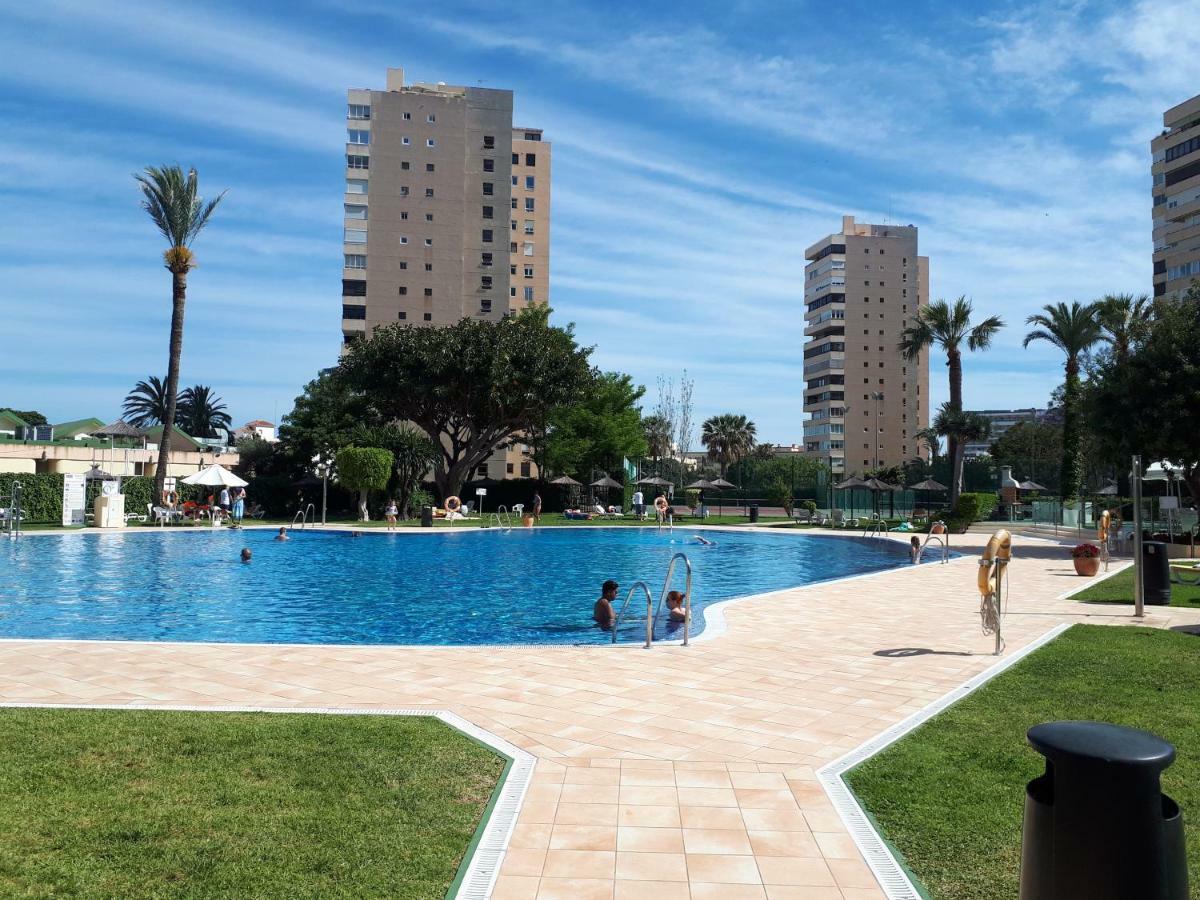 Oasis Playamar Apartman Torremolinos Kültér fotó